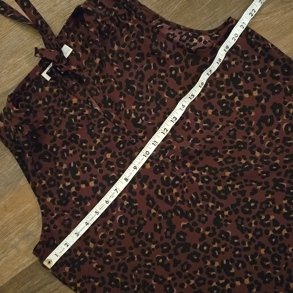 Loft Sleeveless Animal Print Tie Neck Blouse - Picture 6 of 9